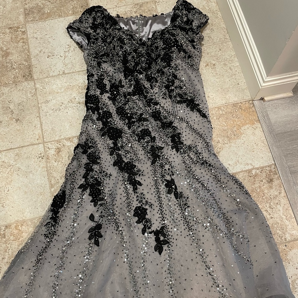 Mother of the bride/groom gown